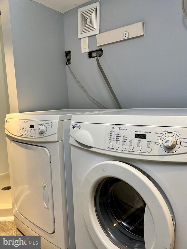 1434 Reynolds St, Baltimore, MD 21230 - photo 5