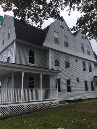 12 Merrill Rd unit 2, Worcester, MA 01606 - photo 2