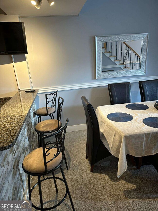 Parks Tower unit 409, Atlanta, GA 30328 - photo 6