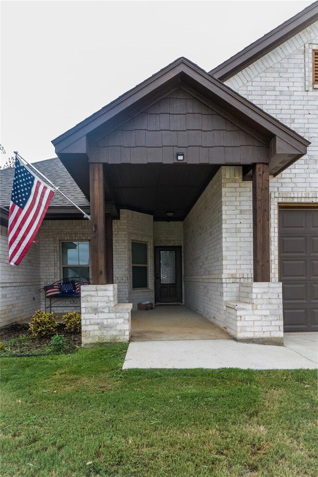 301 Titus Ave, Springtown, TX 76082 - photo 2