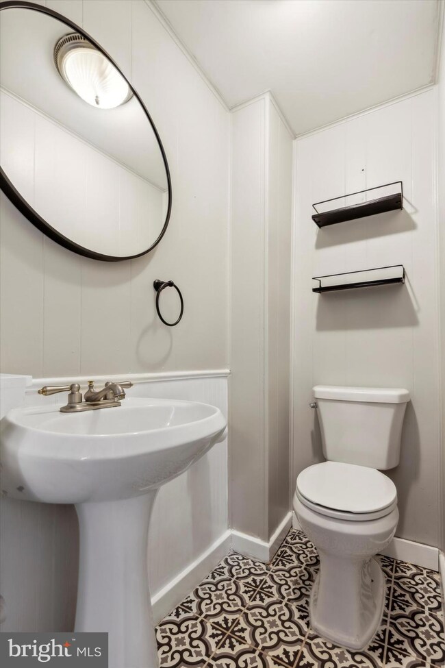 16 S 11th St, Quakertown, PA 18951 - photo 5