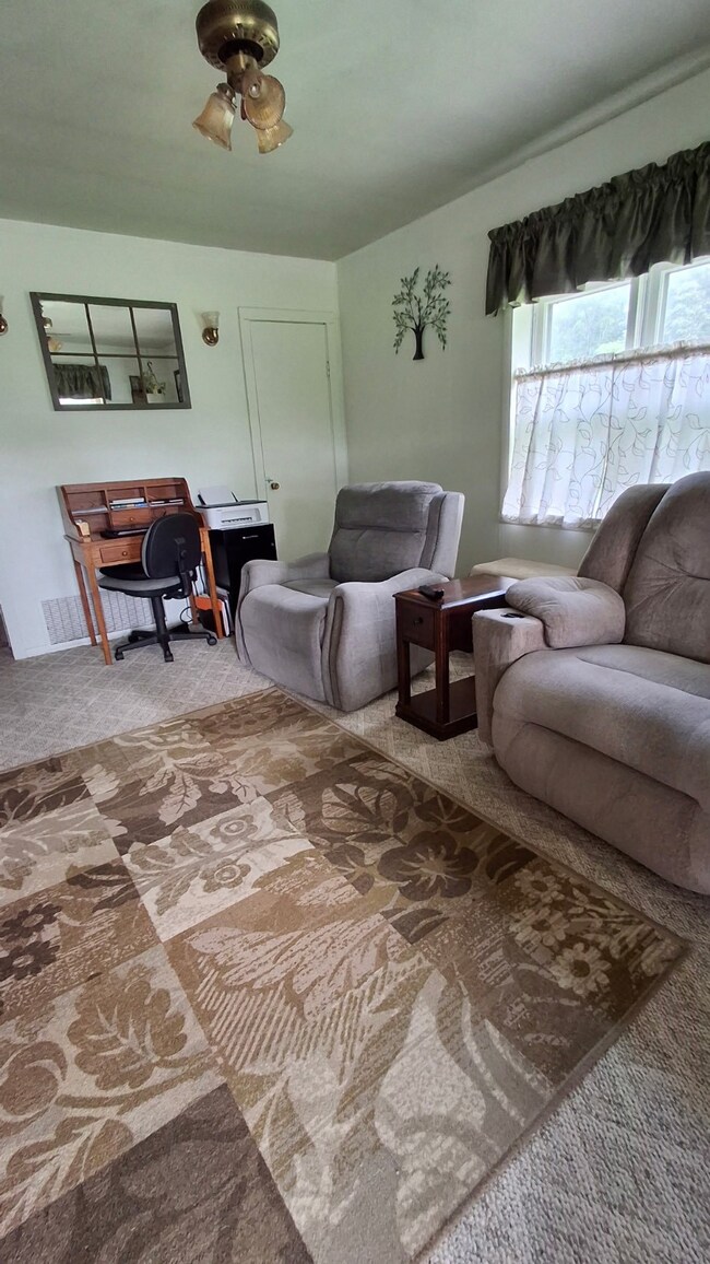 355 5 Points Rd, Jackson, OH 45640 - photo 5