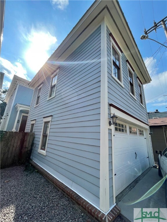 110 E Duffy St unit Carriage House, Savannah, GA 31401 - photo 2