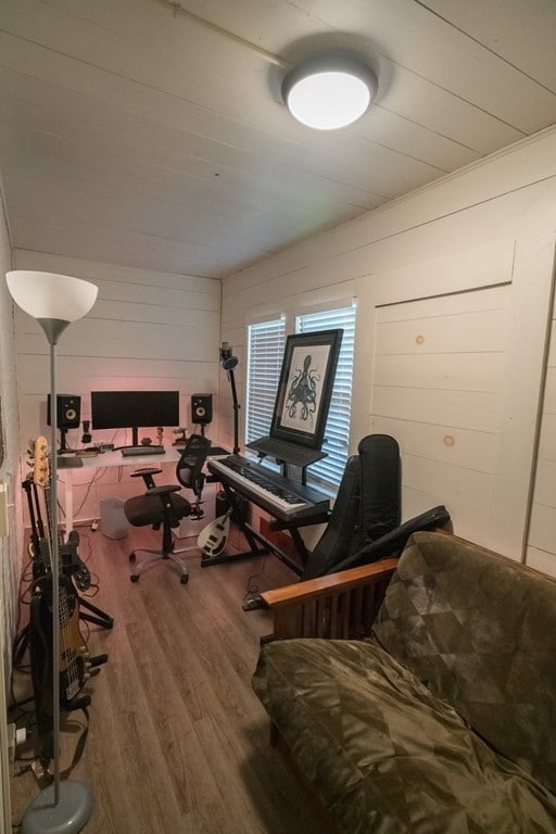 10 Pine St, Amherst, MA 01002 - photo 7