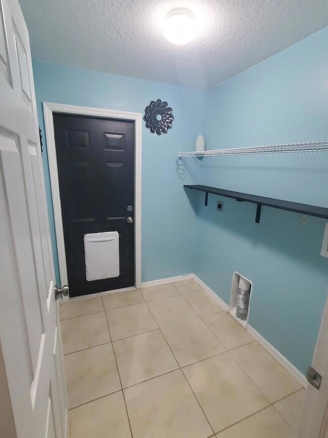 4181 SW Darien St, Port Saint Lucie, FL 34953 - photo 4