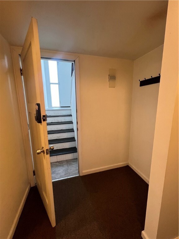 2000 Mcminn St unit 2, Aliquippa, PA 15001 - photo 4