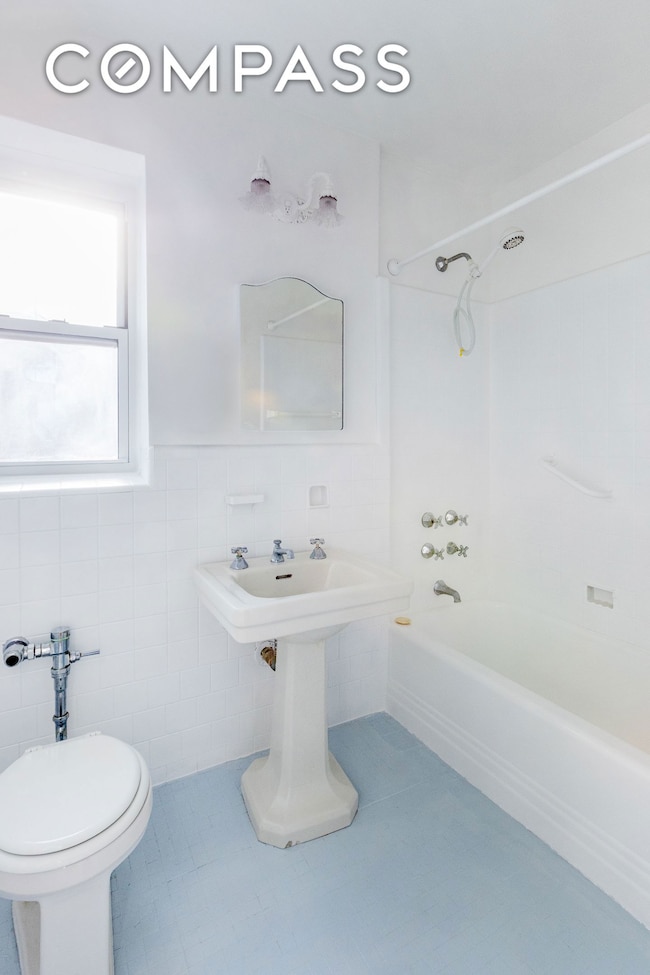 474 W 238th St unit 4I, Bronx, NY 10463 - photo 7