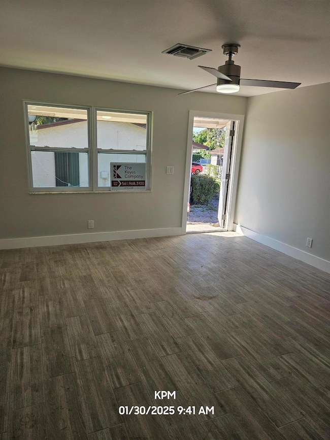 1022 Mcintosh St, West Palm Beach, FL 33405 - photo 4