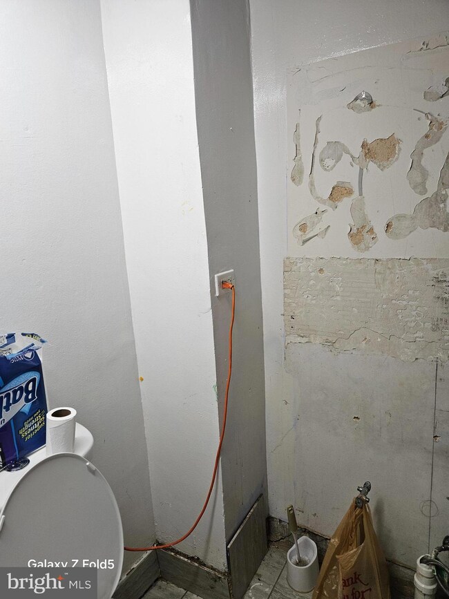 914 N 8th St, Reading, PA 19604 - photo 3