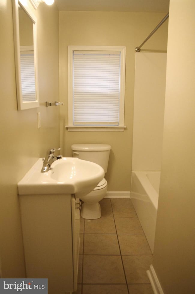 4004 Walnut St unit A2, Harrisburg, PA 17109 - photo 7