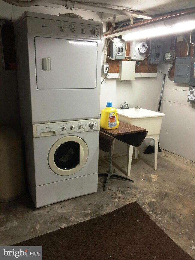 2604 N Calvert St unit 1ST FLOOR, Baltimore, MD 21218 - photo 7