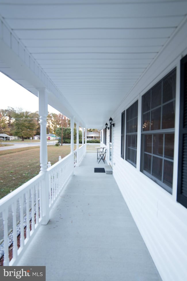 87 Cedar Ln, Colonial Beach, VA 22443 - photo 5