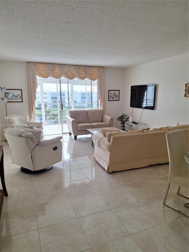 1025 SE 3rd Ave unit 401, Dania, FL 33004 - photo 4