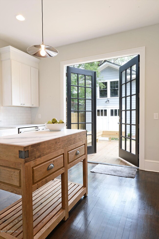 3331 Oak St, Jacksonville, FL 32205 - photo 4