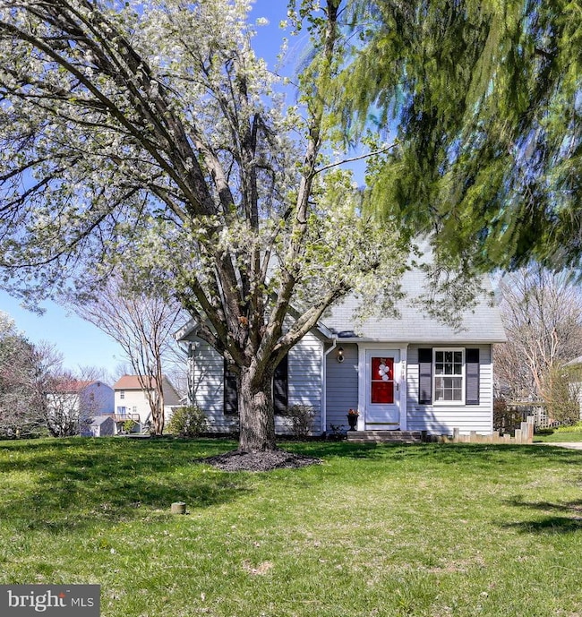 6818 Littlewood Ct, Sykesville, MD 21784 - photo 2