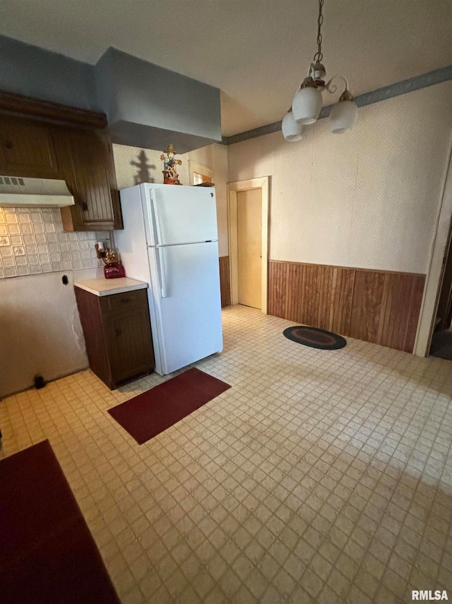 1202 W Prospect St, Kewanee, IL 61443 - photo 5