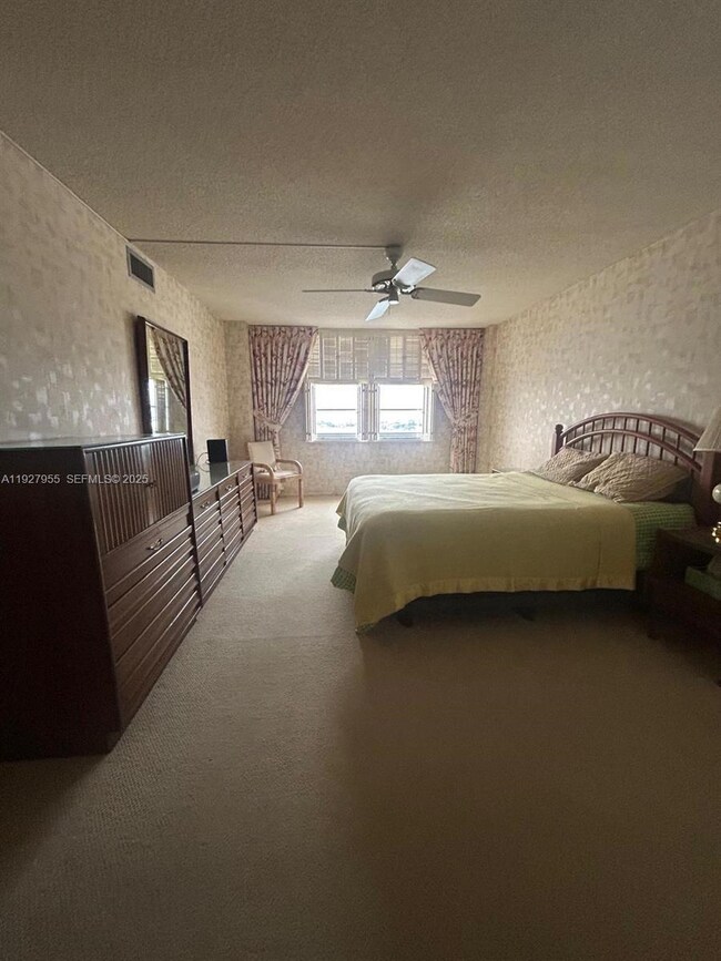 Winston Towers 200 unit 1820, Sunny Isles Beach, FL 33160 - photo 5