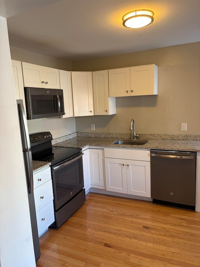 17 Essex St, Concord, NH 03301 - photo 4