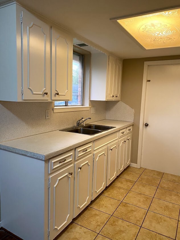 4030 Castledale Dr, Houston, TX 77093 - photo 5