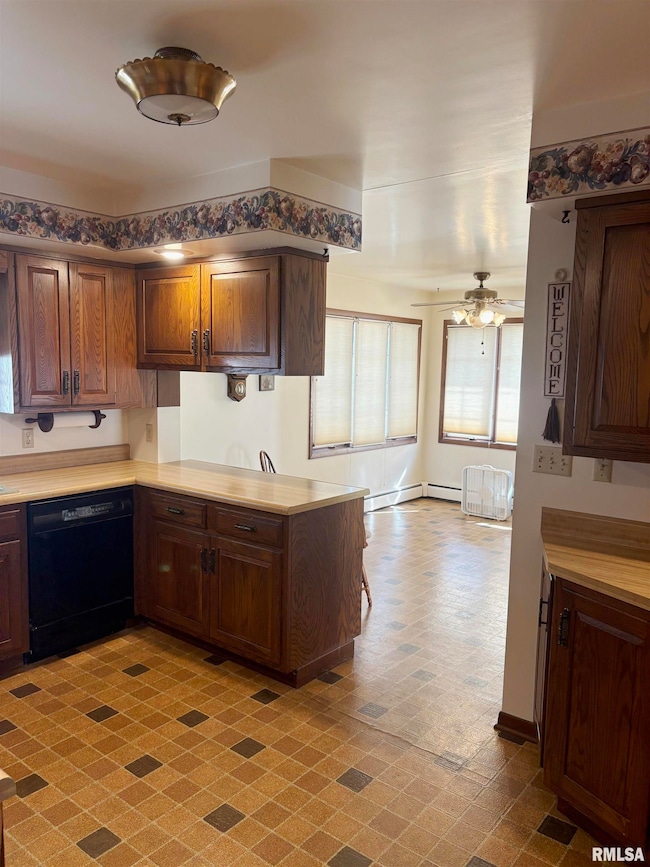 401 10th St, de Witt, IA 52742 - photo 7