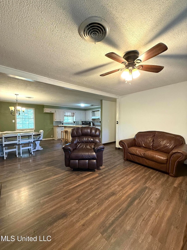 19 Mcrae Rd, Natchez, MS 39120 - photo 7