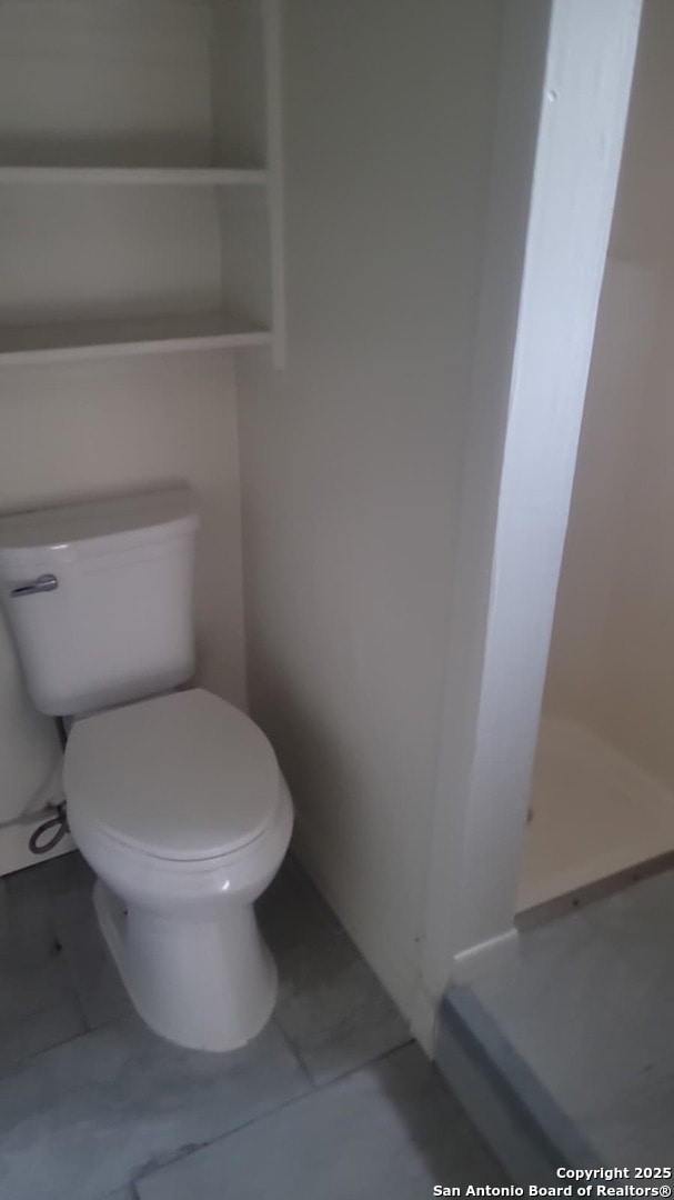 302 Hollenbeck Ave unit 2, San Antonio, TX 78211 - photo 7