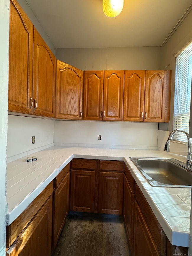 50 Platt St unit 1st Floor, New Haven, CT 06511 - photo 2