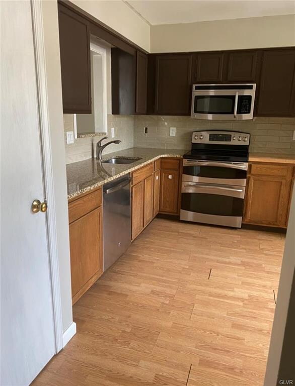 220 Ridgeview Dr, Alburtis, PA 18011 - photo 7