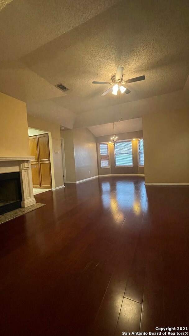 4915 Frostwood Dr, San Antonio, TX 78220 - photo 7