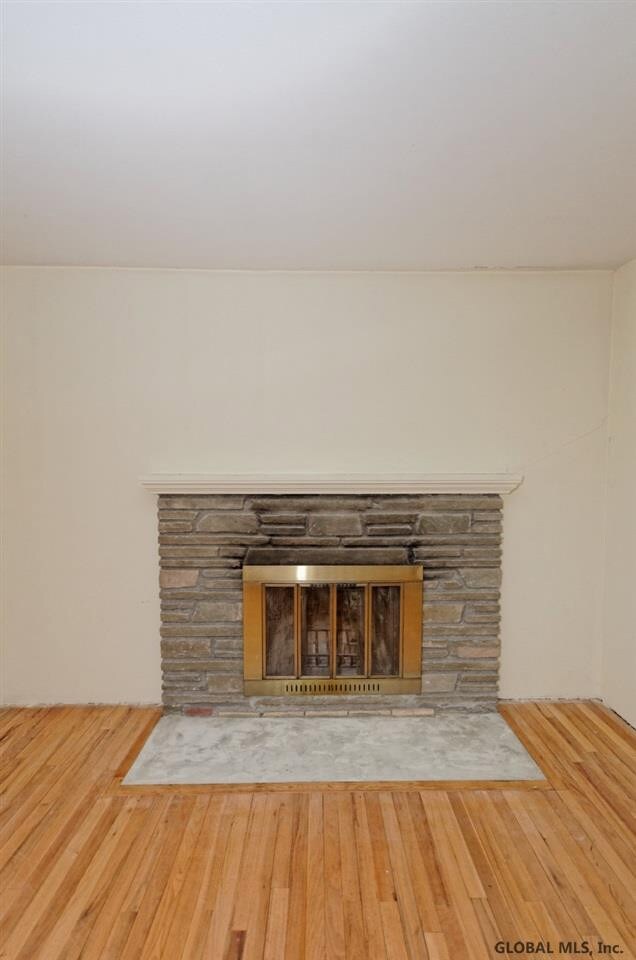 721 Pearse Rd, Schenectady, NY 12309 - photo 4