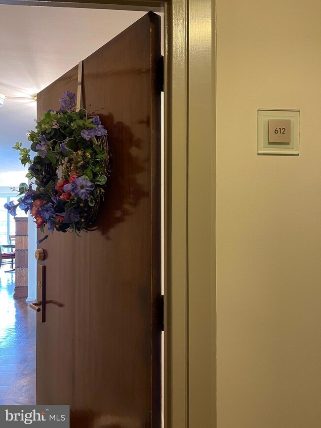 Riverside unit A612, Washington, DC 20024 - photo 5