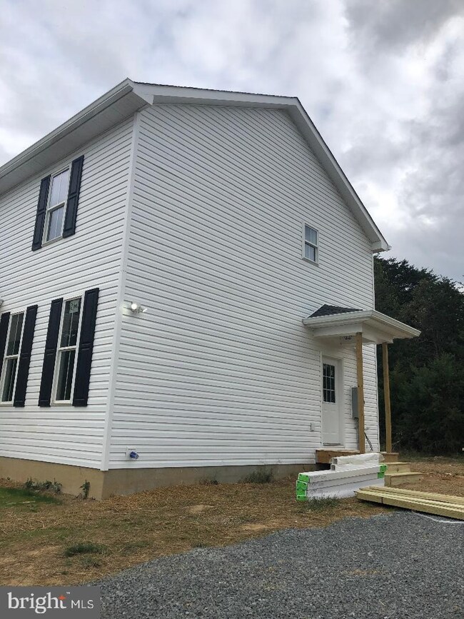 29366 Old Office Rd, Rhoadesville, VA 22542 - photo 5