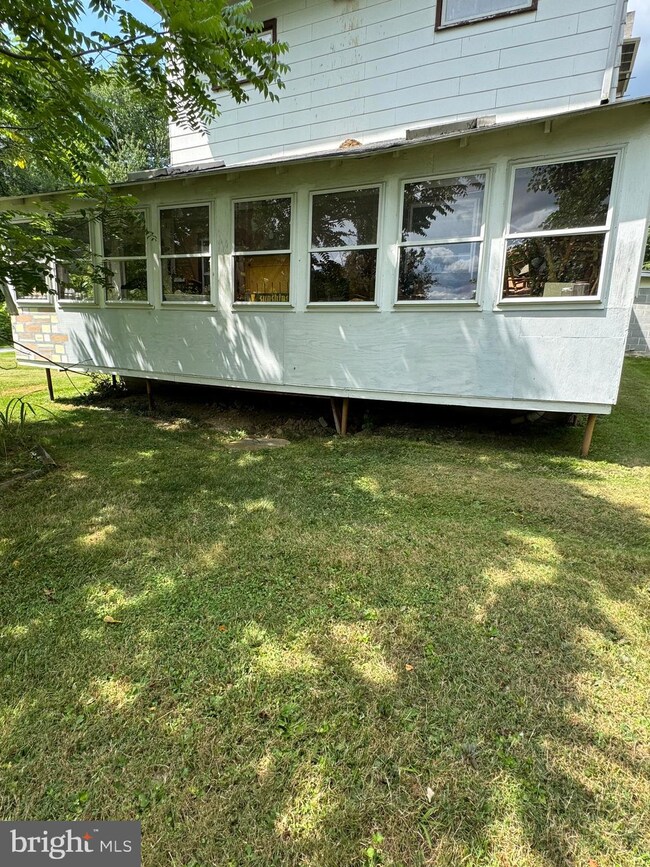 120 Upland Ct, Hamburg, PA 19526 - photo 4