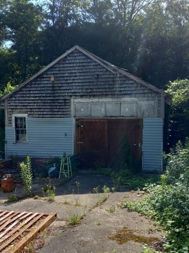 1460 Santuit-Newtown Rd, Barnstable, MA 02635 - photo 3