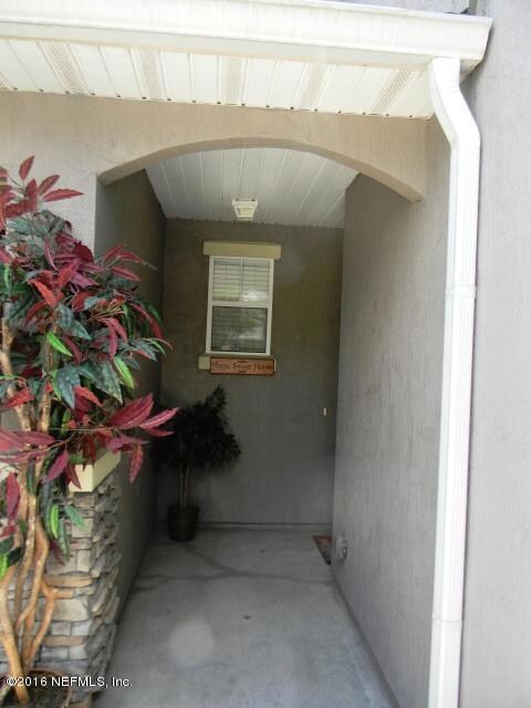 8858 Inlet Bluff Dr, Jacksonville, FL 32216 - photo 2