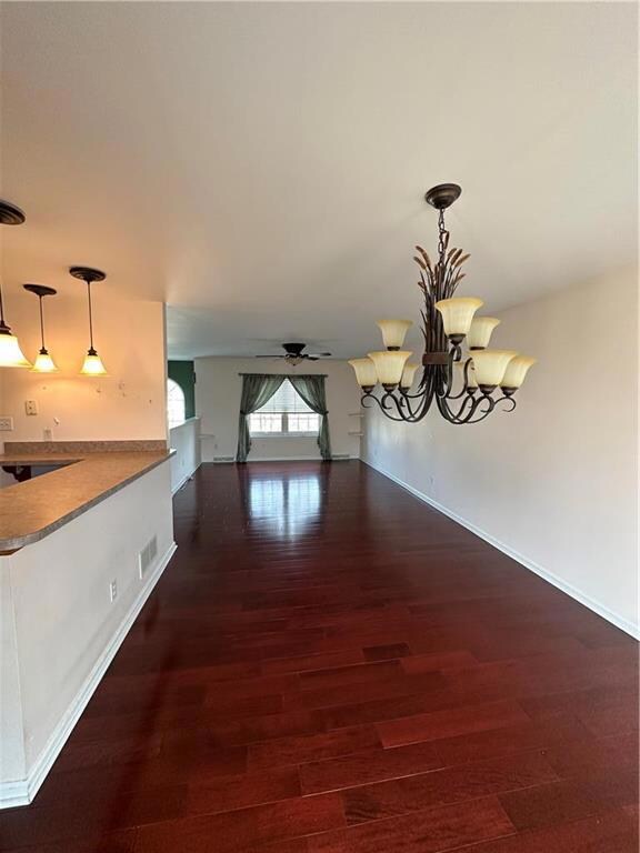 4551 Hoffman Dr, Whitehall, PA 18052 - photo 5