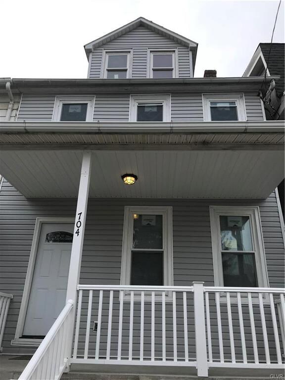 704 Wyandotte St, Bethlehem, PA 18015 - photo 2