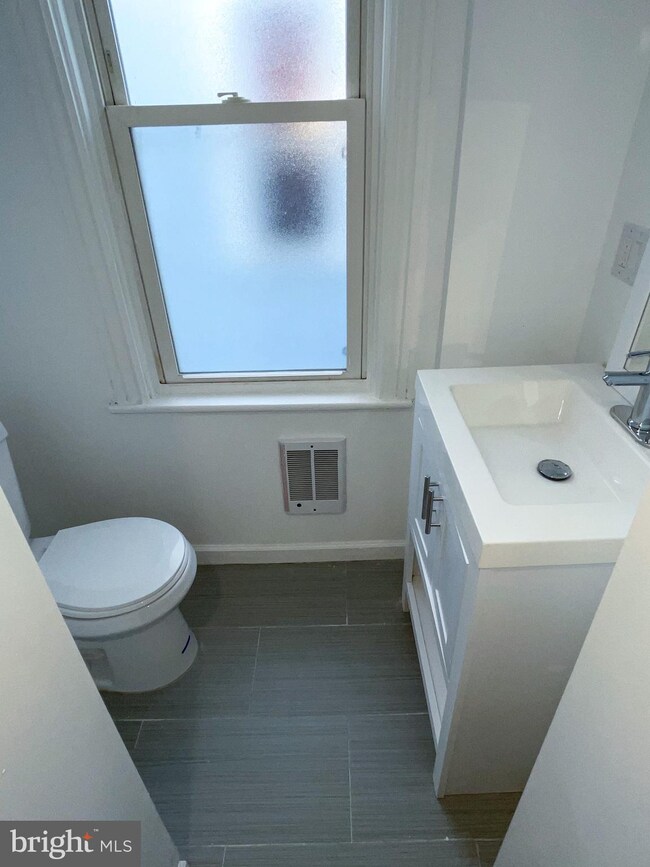 325 N Burlington St unit 2, Gloucester City, NJ 08030 - photo 6