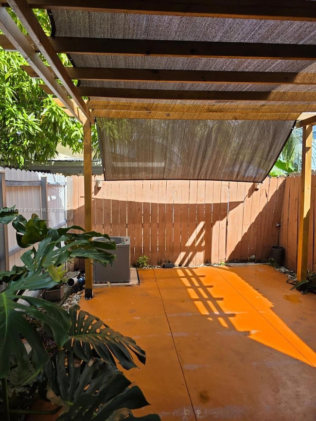 1095 W 40th St unit 26, Hialeah, FL 33012 - photo 6