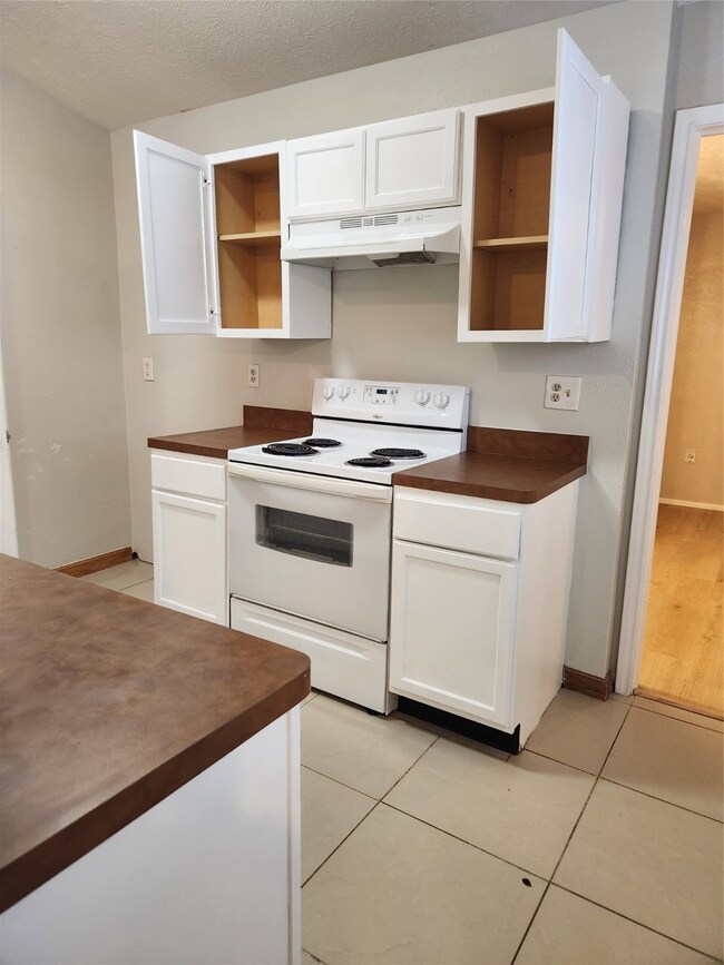 17421 Ranch Country Rd, Hockley, TX 77447 - photo 5