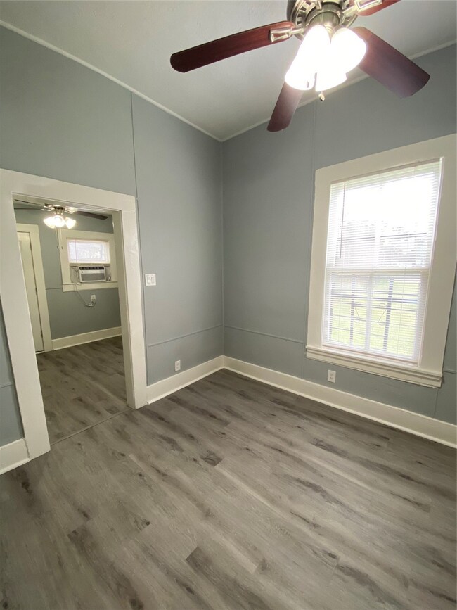 20743 Kensington Oaks Rd unit 2, Splendora, TX 77372 - photo 7