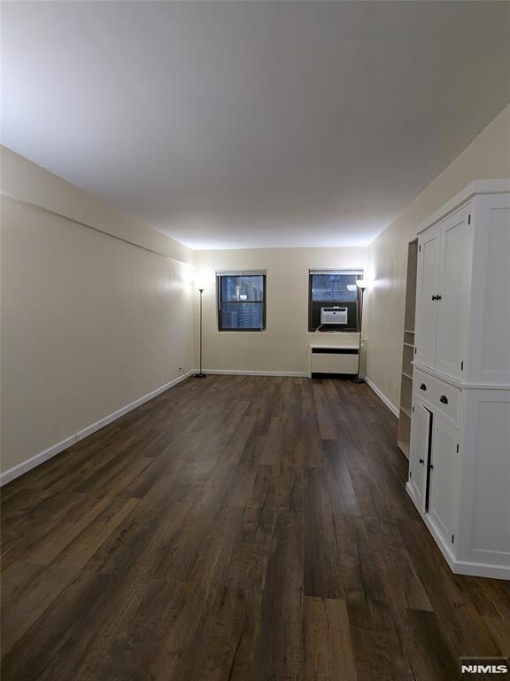 Linwood Park, Fort Lee, NJ 07024 - photo 5