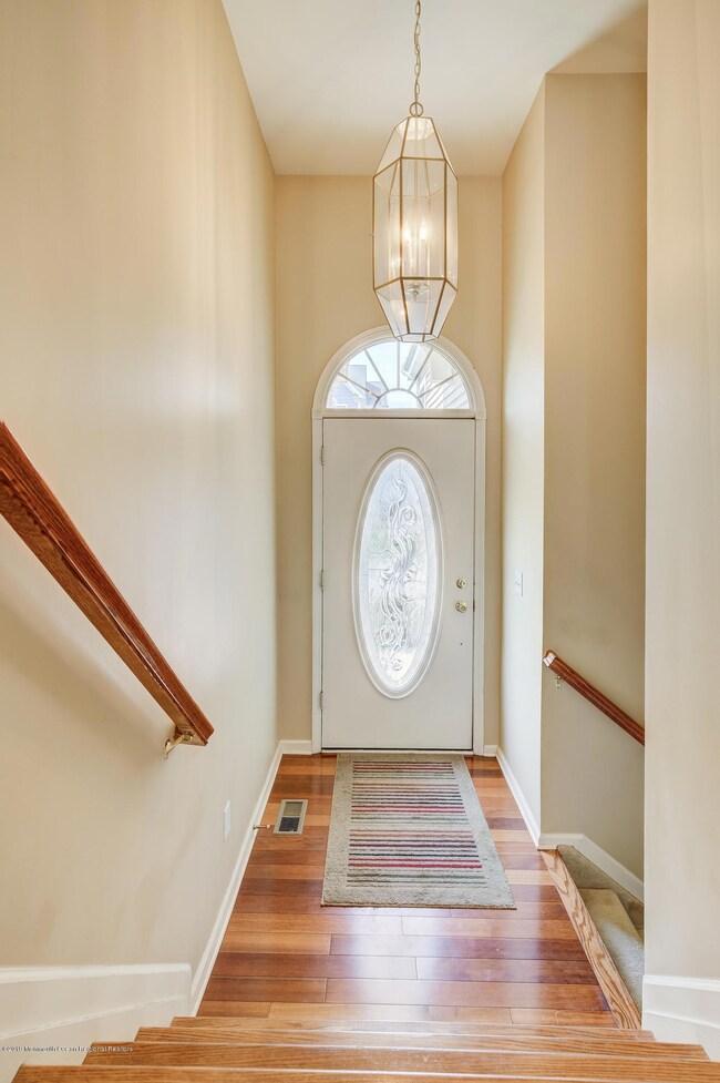 49 Raritan Reach Rd unit 25, South Amboy, NJ 08879 - photo 4