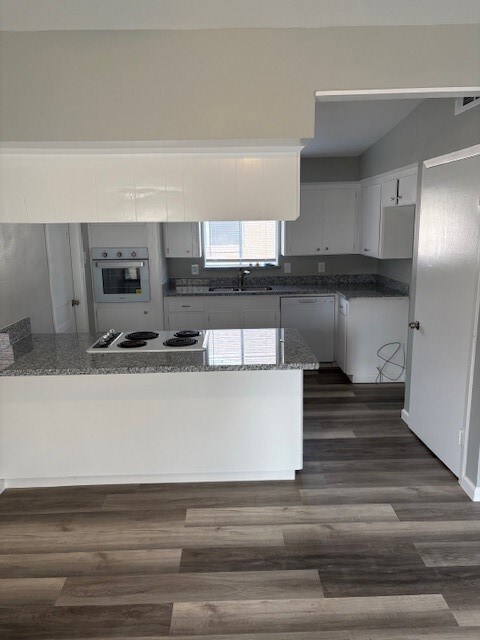 1515 Highland Dr, Alvin, TX 77511 - photo 5