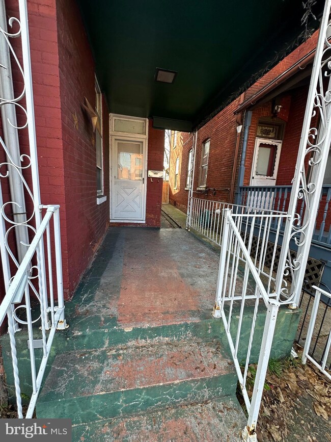 520 N 3rd St, Columbia, PA 17512 - photo 3