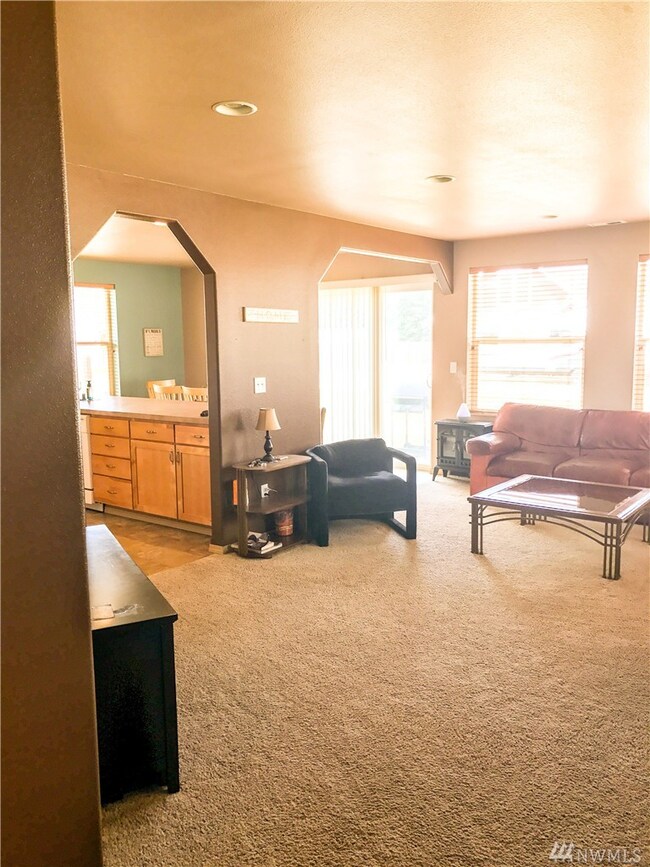 10434 Grove Rd SE, Yelm, WA 98597 - photo 7