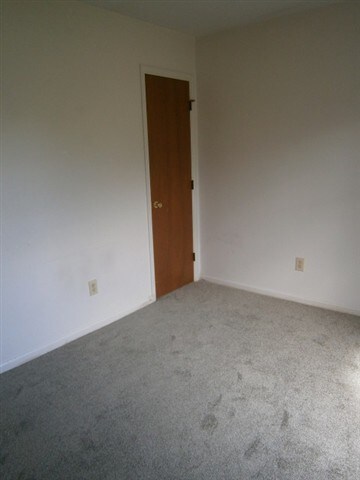 129 Windsor Ct, Jacksonville, NC 28546 - photo 5