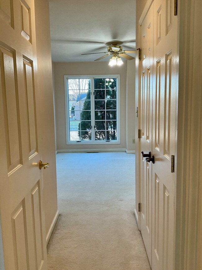 4730 Posthorn Ct, Columbus, IN 47203 - photo 5