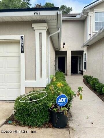 7823 Melvin Rd, Jacksonville, FL 32210 - photo 2