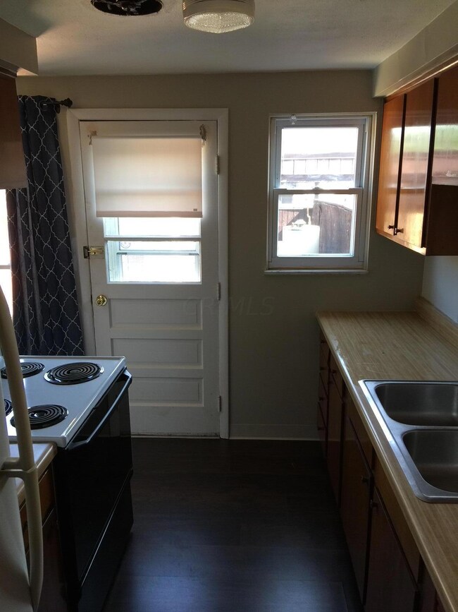 5481 Rockwood Ct unit R-29, Columbus, OH 43229 - photo 4